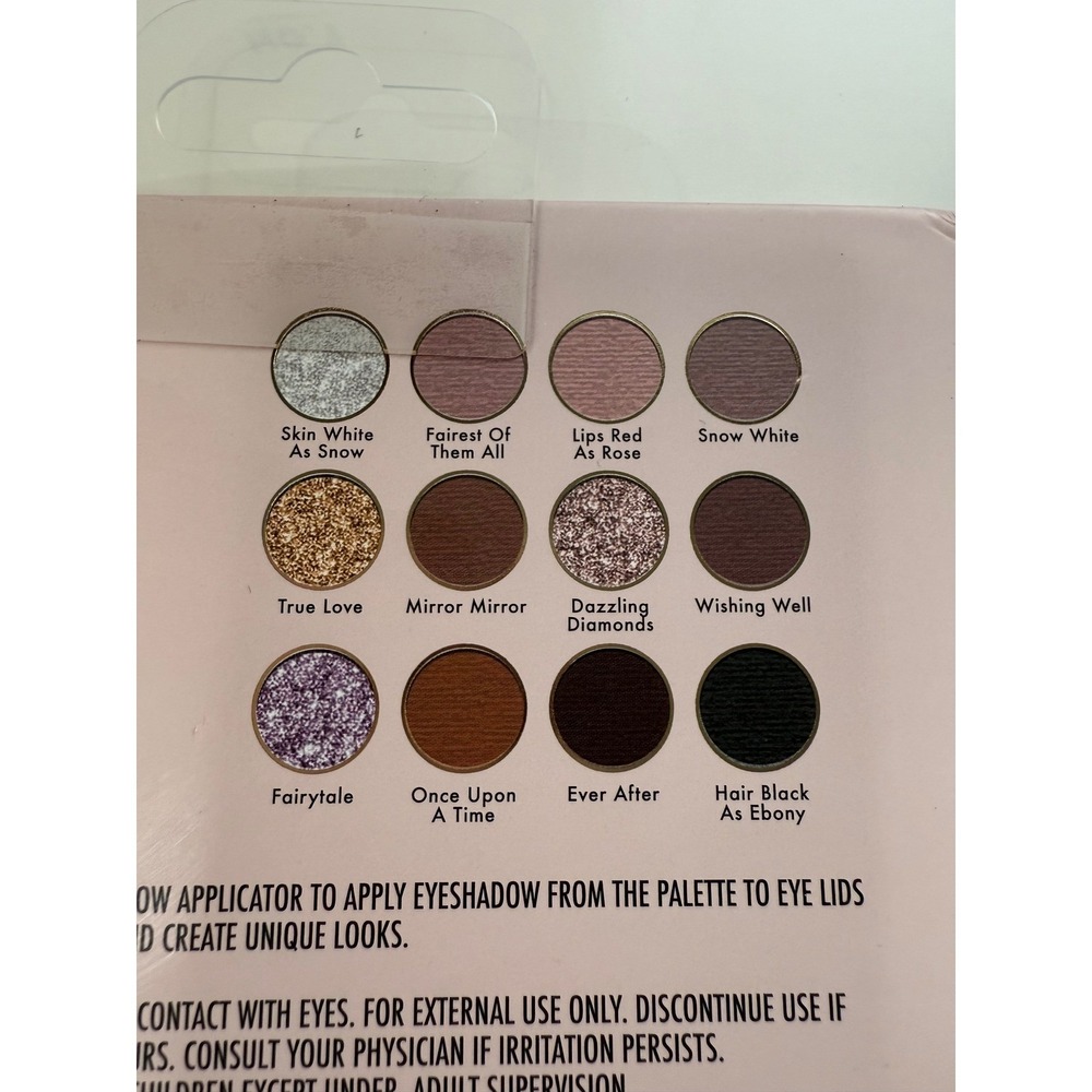 Disney Snow White Eyeshadow Palette Taste Beauty 12 Shades Mirror NIB - Picture 7 of 7